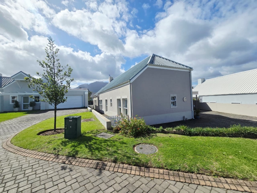 3 Bedroom Property for Sale in Kingswood Golf Estate Western Cape